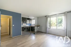 Apartment in Maisons-Alfort (94700)