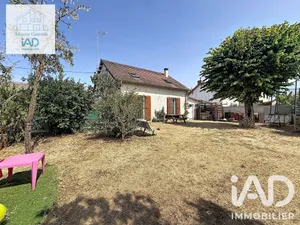 Maison à Villeneuve-sur-Allier (03460)