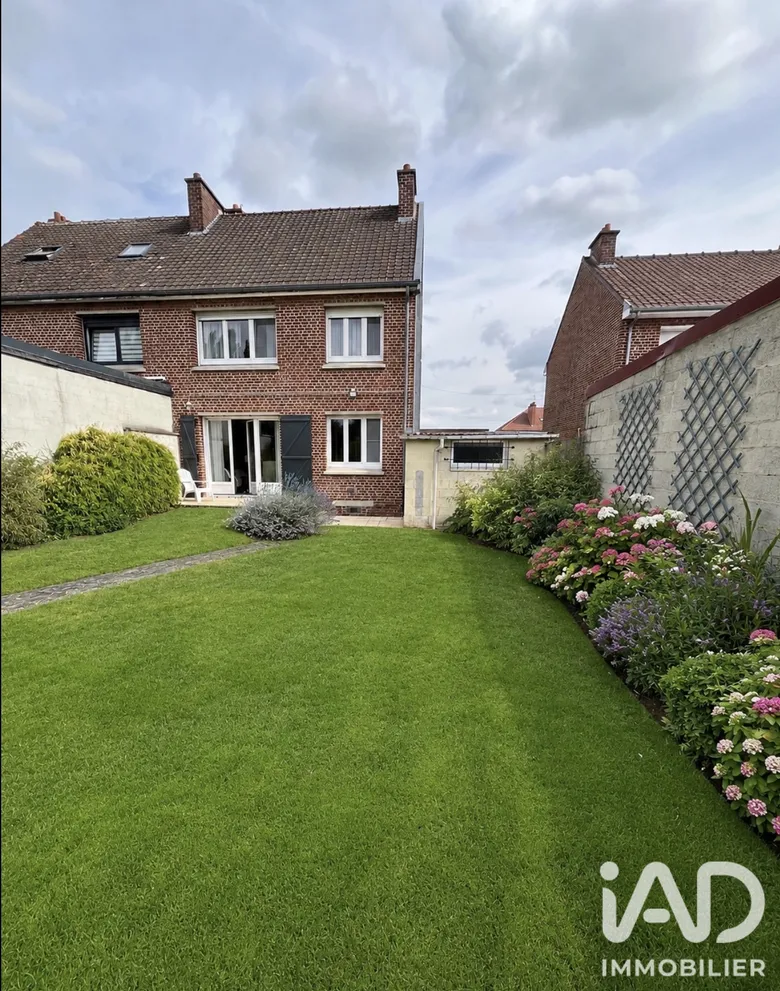 Maison 5 pièces 96 m² · à La Sentinelle · 96 m² · 162 000 €