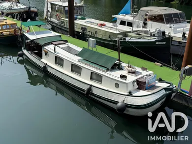 Barge in Joinville-le-Pont (94340)