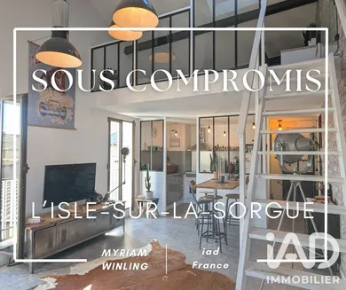 Apartment in L'Isle-sur-la-Sorgue (84800)