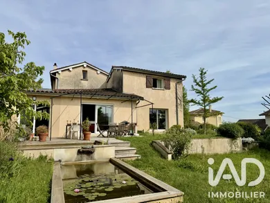House in Saint-Genis-les-Ollières (69290)
