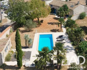 Maison de campagne à Vanzay (79120)