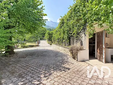 Maison de village à Claix (38640)