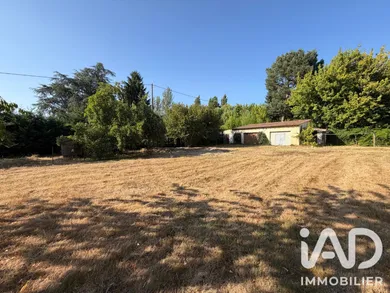 Building plot in Finhan (82700)
