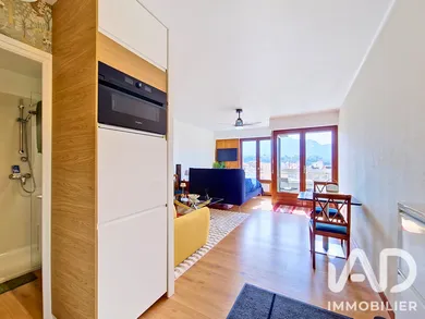 Studio à Aix-les-Bains (73100)