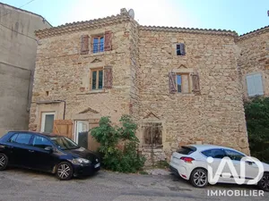 Village house in Uzer (07110)