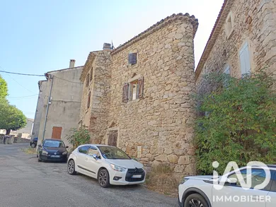 Village house in Uzer (07110)