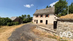 Ferme à Espeyrac (12140)