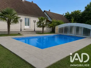 Pavillon à Courtenay (45320)