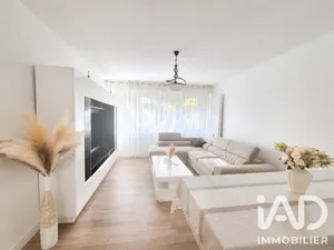 Apartment in Nantes (44100)