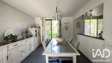 Maison à Sainte-Geneviève-des-Bois (91700)