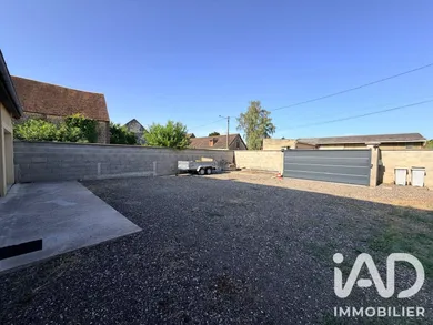 Pavillon à Arces-Dilo (89320)