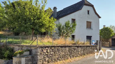 Maison de village à Saint-Félix-de-Lunel (12320)