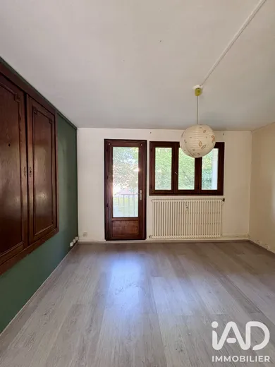 Appartement à Saint-Jean-de-Maurienne (73300)