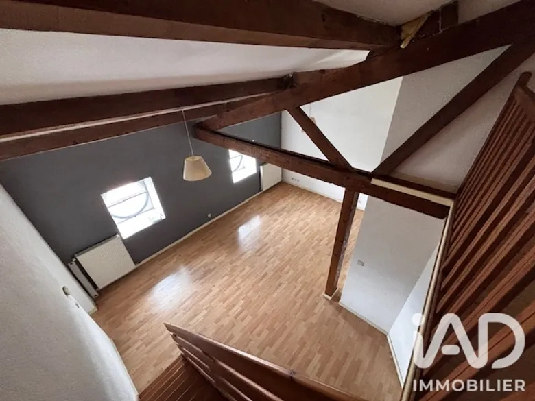 Appartement 3 pièces 78 m² · à Aubenas · 77,5 m² · 82 000 €