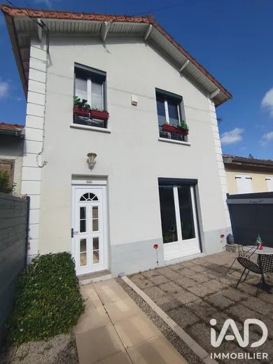 House in Bagneaux-sur-Loing (77167)