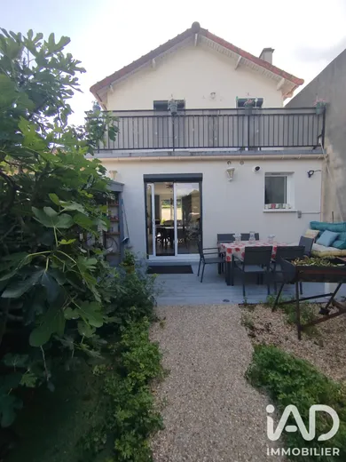 House in Bagneaux-sur-Loing (77167)