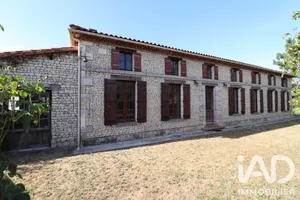 Maison à Chatenet (17210)