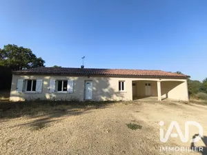 Pavillon à Chey (79120)