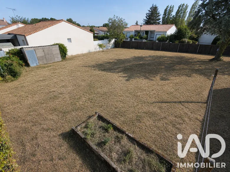 Terrain à Bellevigny (85170) · 59 500 €