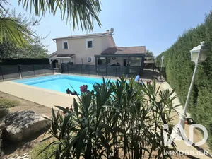 House in Charnas (07340)