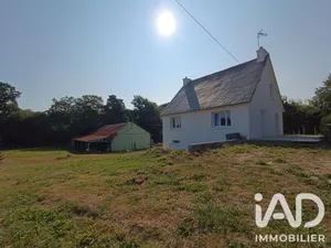 Maison à Allineuc (22460)
