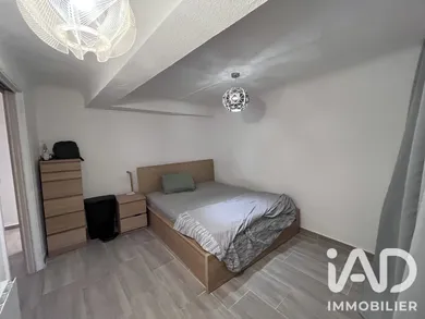 Apartment in Toulon (83000)