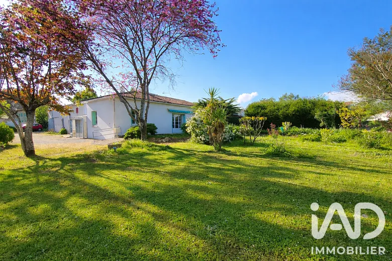 Maison 3 pièces 92 m² · à Épargnes · 92 m² · 164 000 €