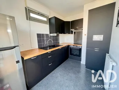 Apartment in L'Île-Saint-Denis (93450)