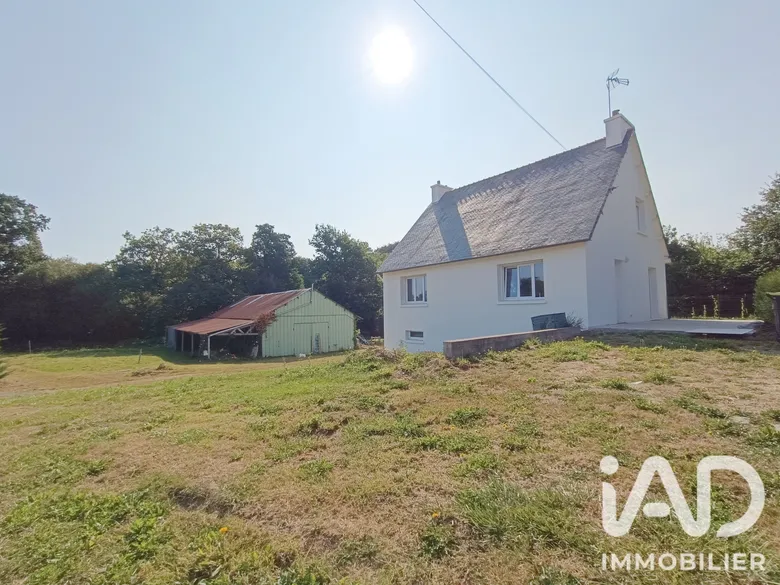 Maison 5 pièces 110 m² · à Allineuc · 110 m² · 208 000 €
