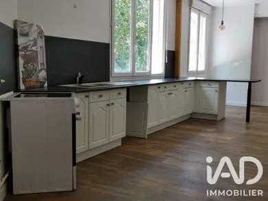 Apartment in Belley (01300)
