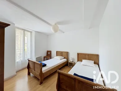 Appartement à Malaucène (84340)