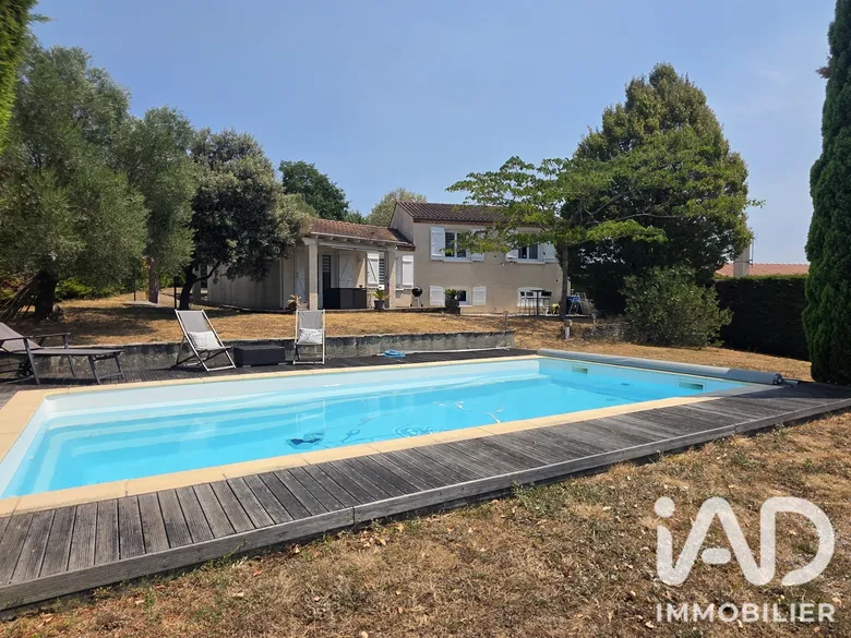 Maison 5 pièces 110 m² · à Navès · 110 m² · 310 000 €