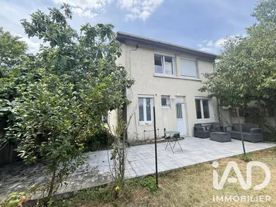 Maison à Champigny-sur-Marne (94500)