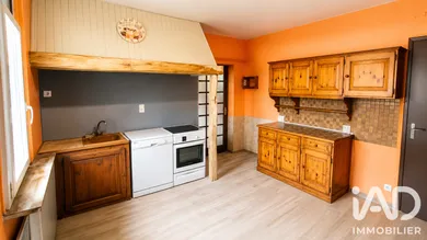 Maison de ville à Lons-le-Saunier (39000)