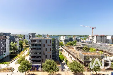 Duplex à Bordeaux (33300)