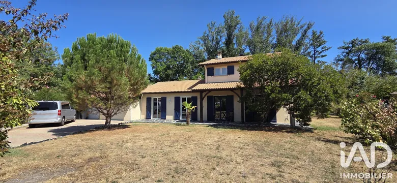 Maison 7 pièces 150 m² · à Arsac · 150 m² · 420 000 €