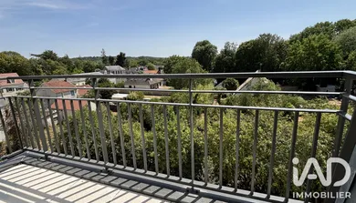 Apartment in Dourdan (91410)