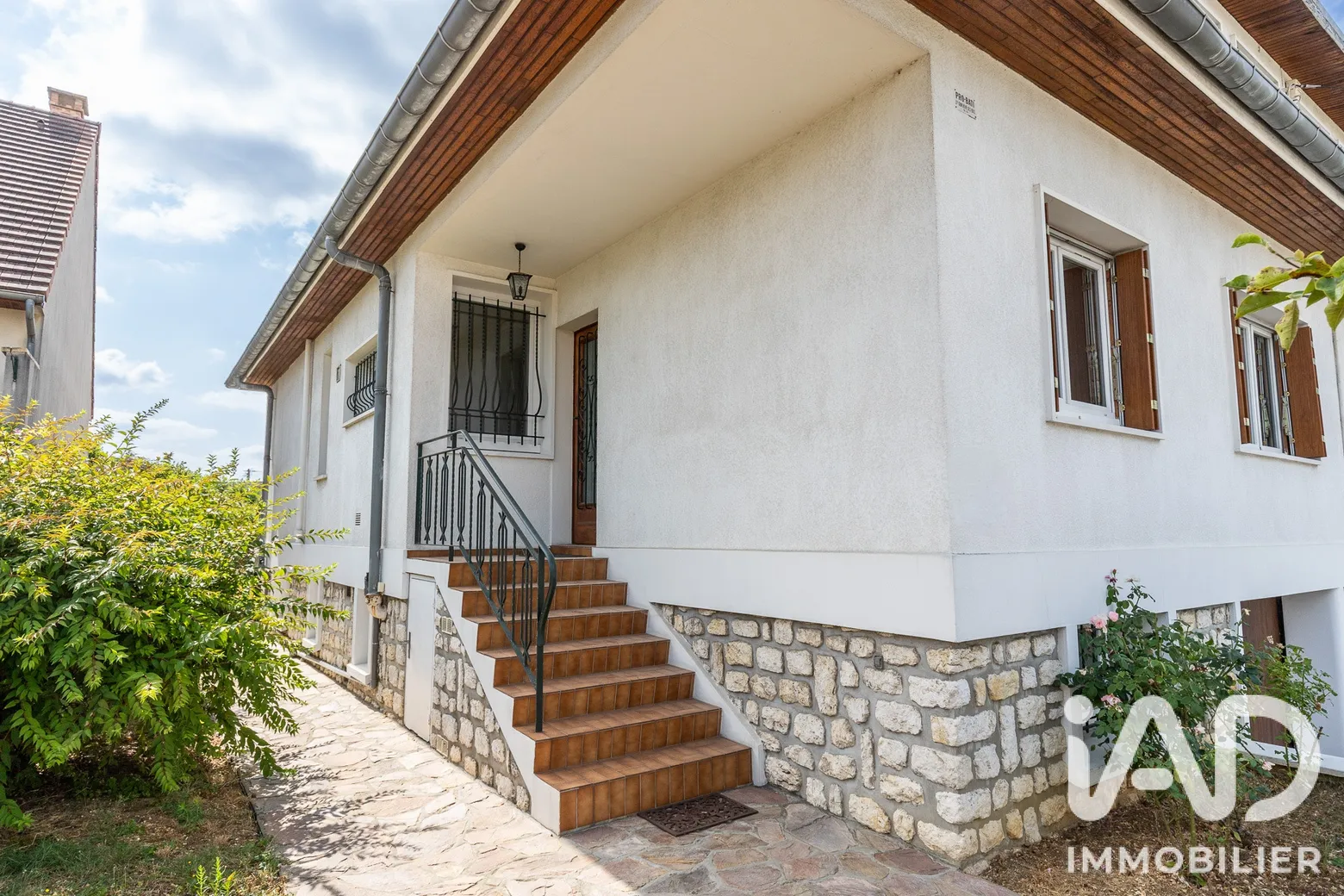 Vente maison à Sainte-Geneviève-des-Bois (91700) : maison 8 pièces 150 m² - 2015968 — 2