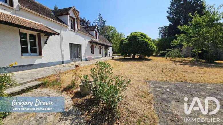 Maison 11 pièces 216 m² · à Le Vaudoué · 216 m² · 730 000 €