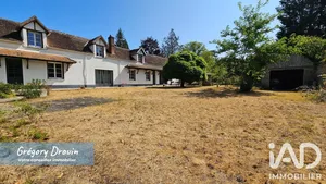 Traditional house in Le Vaudoué (77123)