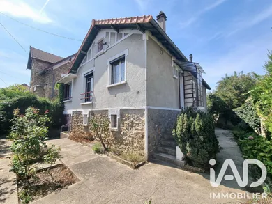 Maison traditionnelle à Montgeron (91230)
