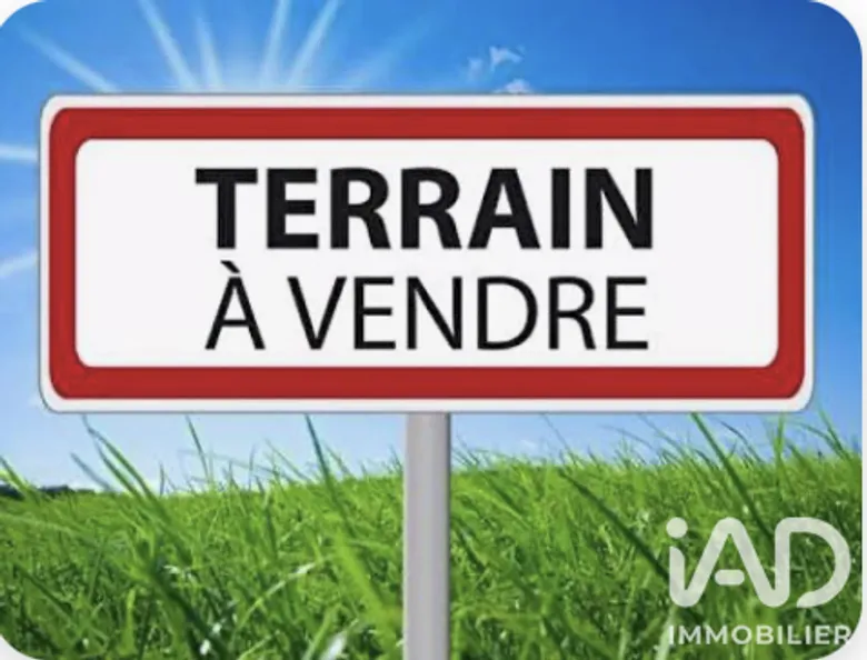 Terrain à Saint-Sauveur (33250) · 52 000 €