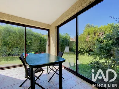 Apartment in Dourdan (91410)