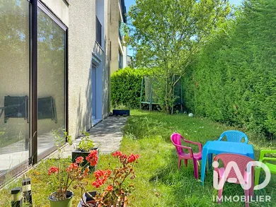 Apartment in Dourdan (91410)