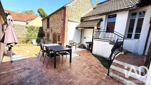 Maison de ville à Dixmont (89500)
