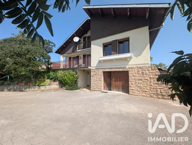 Maison traditionnelle à Viry (39360)