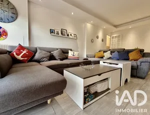 Apartment in Brunoy (91800)