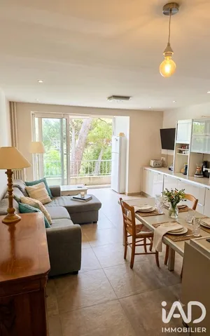 Apartment in Cassis (13260)